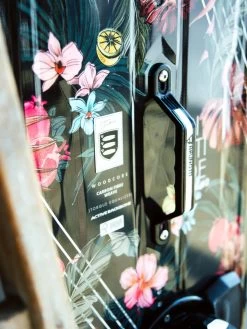 Brunotti Riptide Blossom Kiteboard Complete W/ Straps 13 Brunotti Riptide Blossom Kiteboard Complete W/ Straps -Surfing Gear Shop riptide blossom handle 88725.1671650054