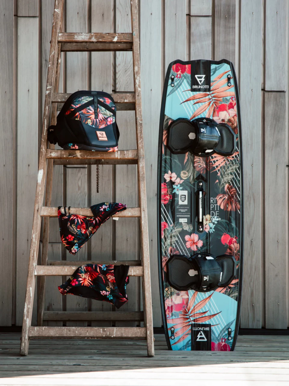 Brunotti Riptide Blossom Kiteboard Complete W/ Straps 7 Brunotti Riptide Blossom Kiteboard Complete W/ Straps - Image 5